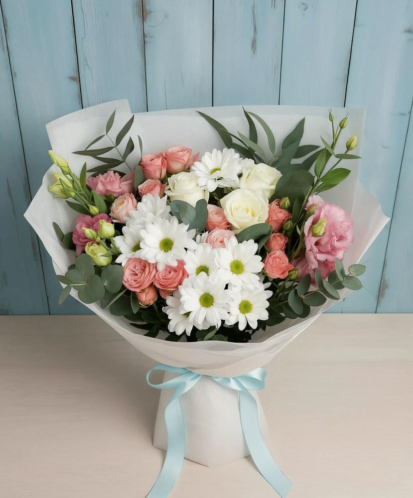 Букет цветов из: Розы, Лизиантусы и Хризантемы в Борисовке Краснодарского края