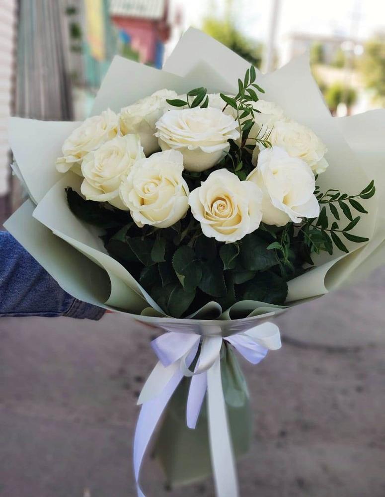 Букет Белые розы Проуд в Борисовке Краснодарского края