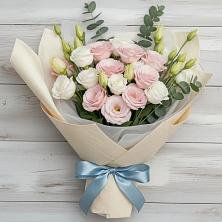 Букет цветов из:  Лизиантусы в Борисовке Краснодарского края