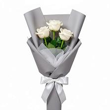 Букет 3 белые розы в Борисовке Краснодарского края