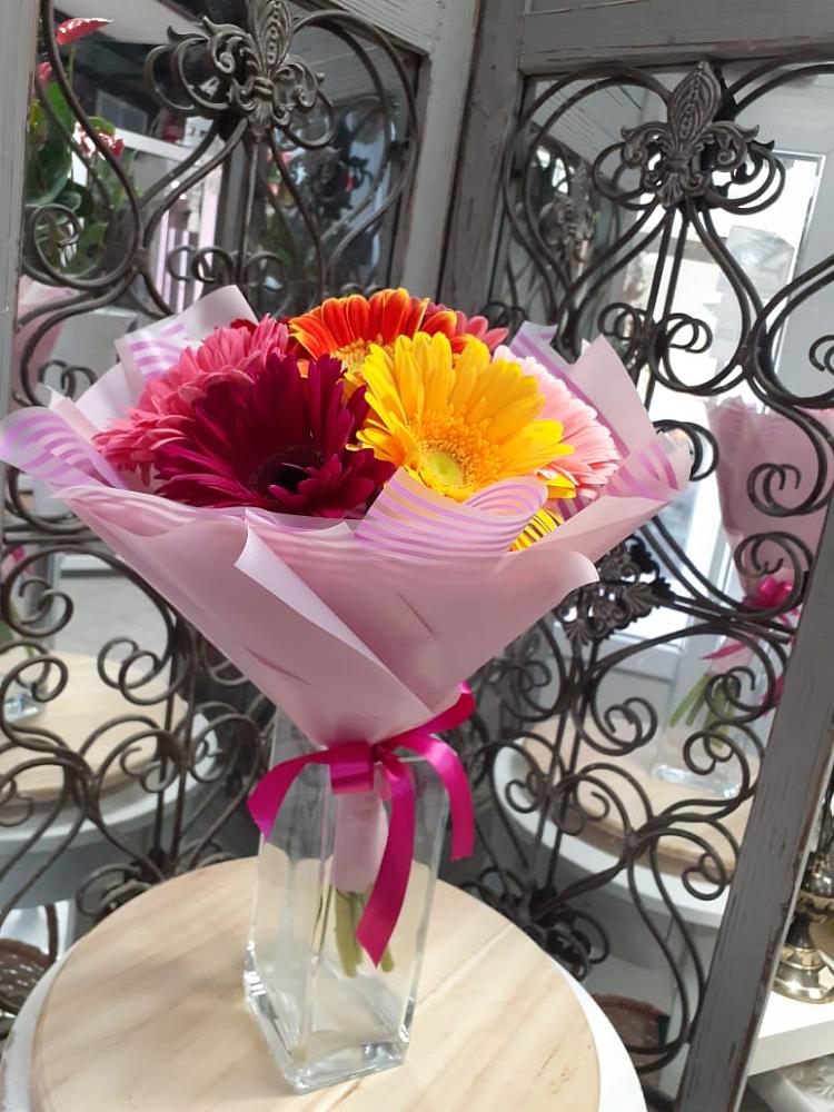 Букет цветов из: Герберы в Борисовке Краснодарского края