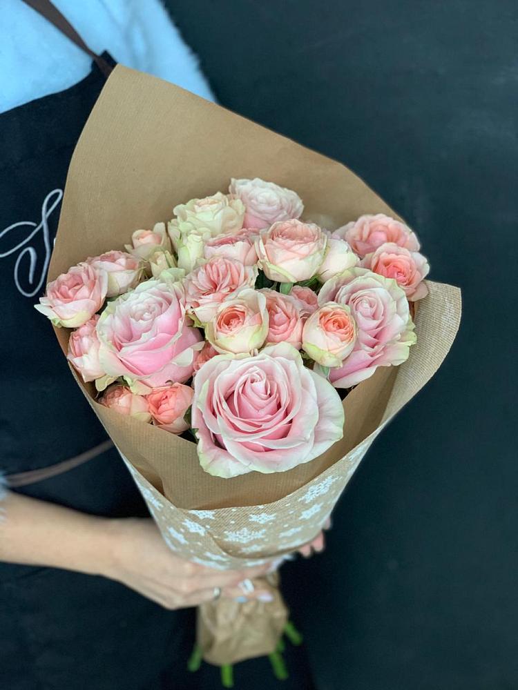 Букет цветов из: Хризантемы и Розы в Борисовке Краснодарского края