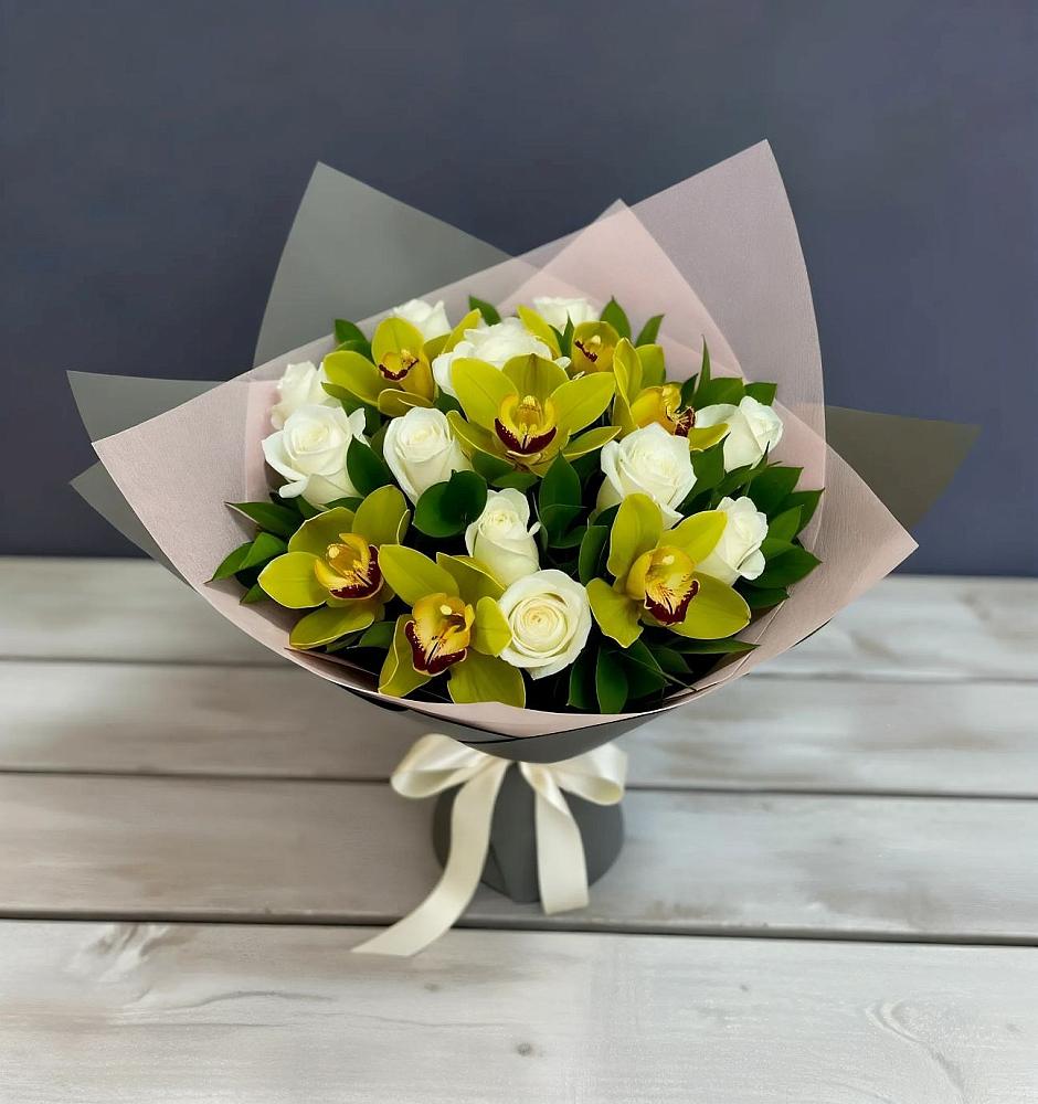 Букет цветов из: Орхидеи и Розы в Борисовке Краснодарского края