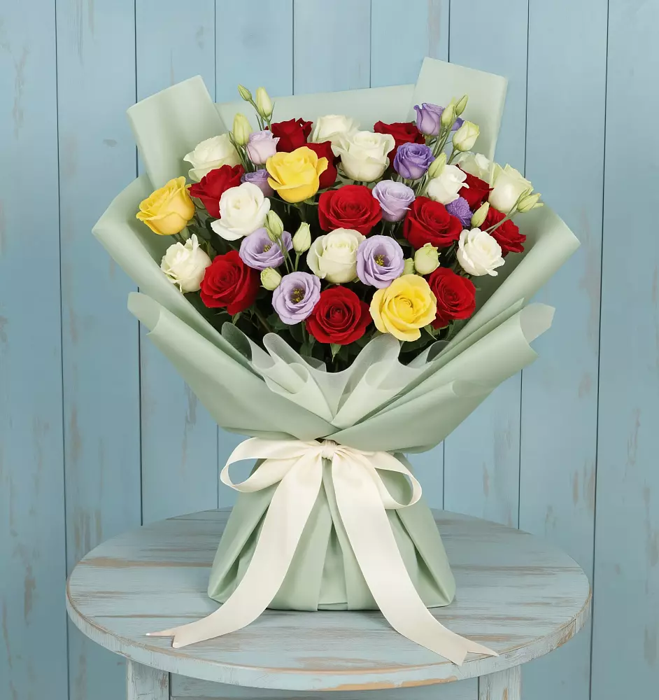 Букет цветов из: Розы в Борисовке Краснодарского края