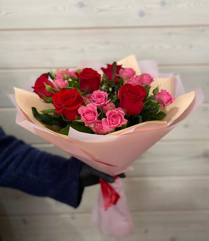 Букет цветов из: Розы в Борисовке Краснодарского края