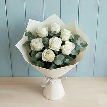 Букет Белые розы в Эвкалипте в Борисовке Краснодарского края