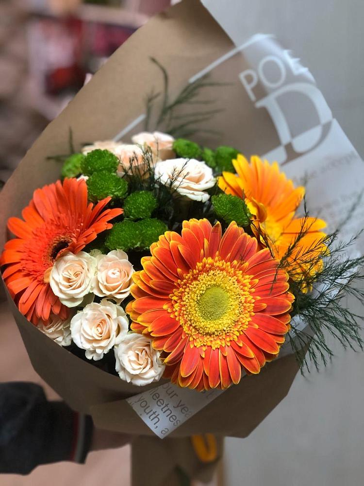 Букет цветов из: Герберы, Хризантемы и Розы в Борисовке Краснодарского края