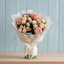 Букет цветов из:  Розы в Борисовке Краснодарского края